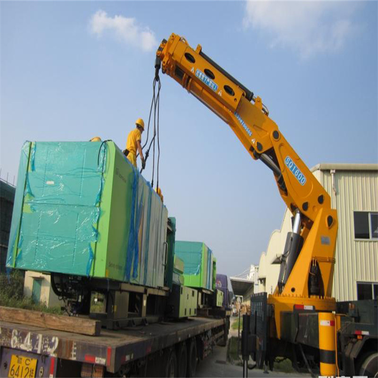 大渡口吊车出租的安全防范常识